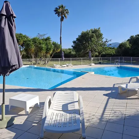 Apartamento T2 Terrasse Climatisé Piscine à T Florent *