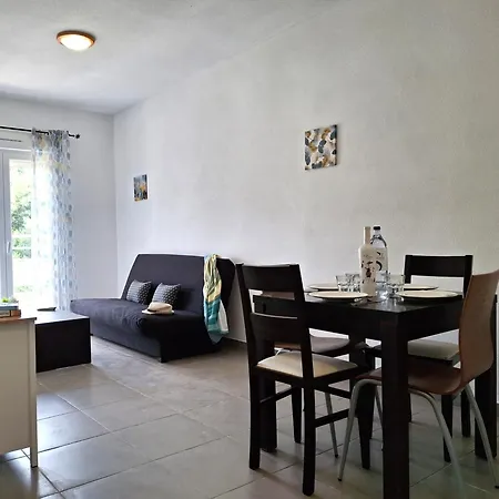 T2 Terrasse Climatise Piscine A T Florent Saint-Florent (Corsica)